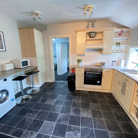 Cottage Style 2 Bedroom Apt In City, Near Utilita Arena & Free Parking Birmingham Exterior photo