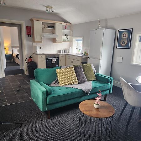 Cottage Style 2 Bedroom Apt In City, Near Utilita Arena & Free Parking Birmingham Exterior photo