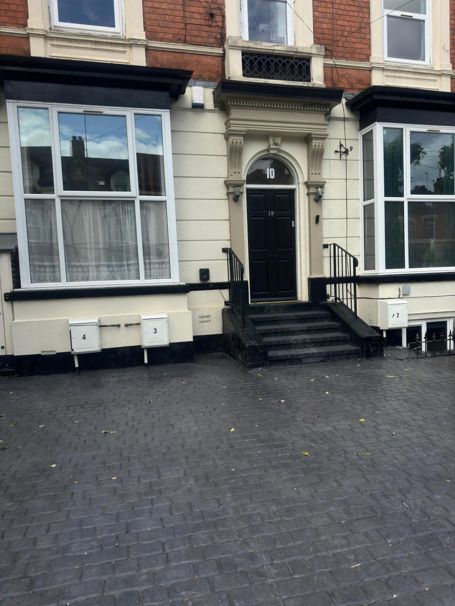 Cottage Style 2 Bedroom Apt In City, Near Utilita Arena & Free Parking Birmingham Exterior photo